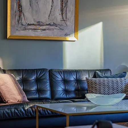 Spacious & Comfortable Near Tivoli & Metro Copenhague