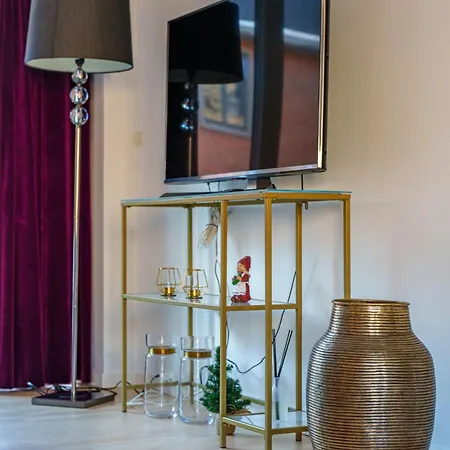 Spacious & Comfortable Near Tivoli & Metro Copenhague