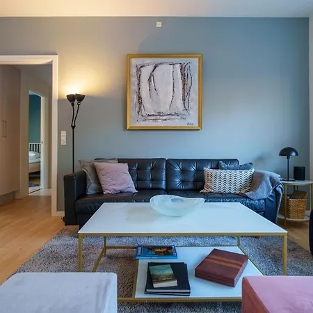 Spacious & Comfortable Near Tivoli & Metro Appartement *