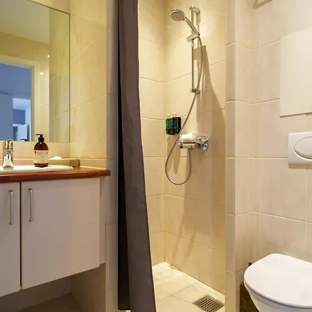 Spacious & Comfortable Near Tivoli & Metro * Copenhague