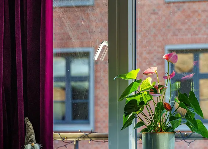 Spacious & Comfortable Near Tivoli & Metro Apartment *