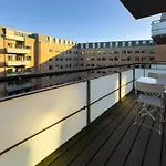 Spacious & Comfortable Near Tivoli & Metro 公寓